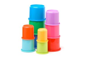 Apilar y encajar image